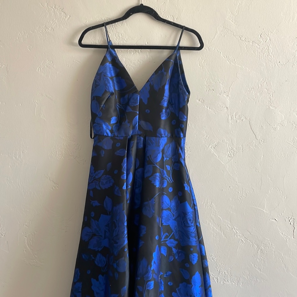 Calvin Klein Floral Jacquard Ball Gown